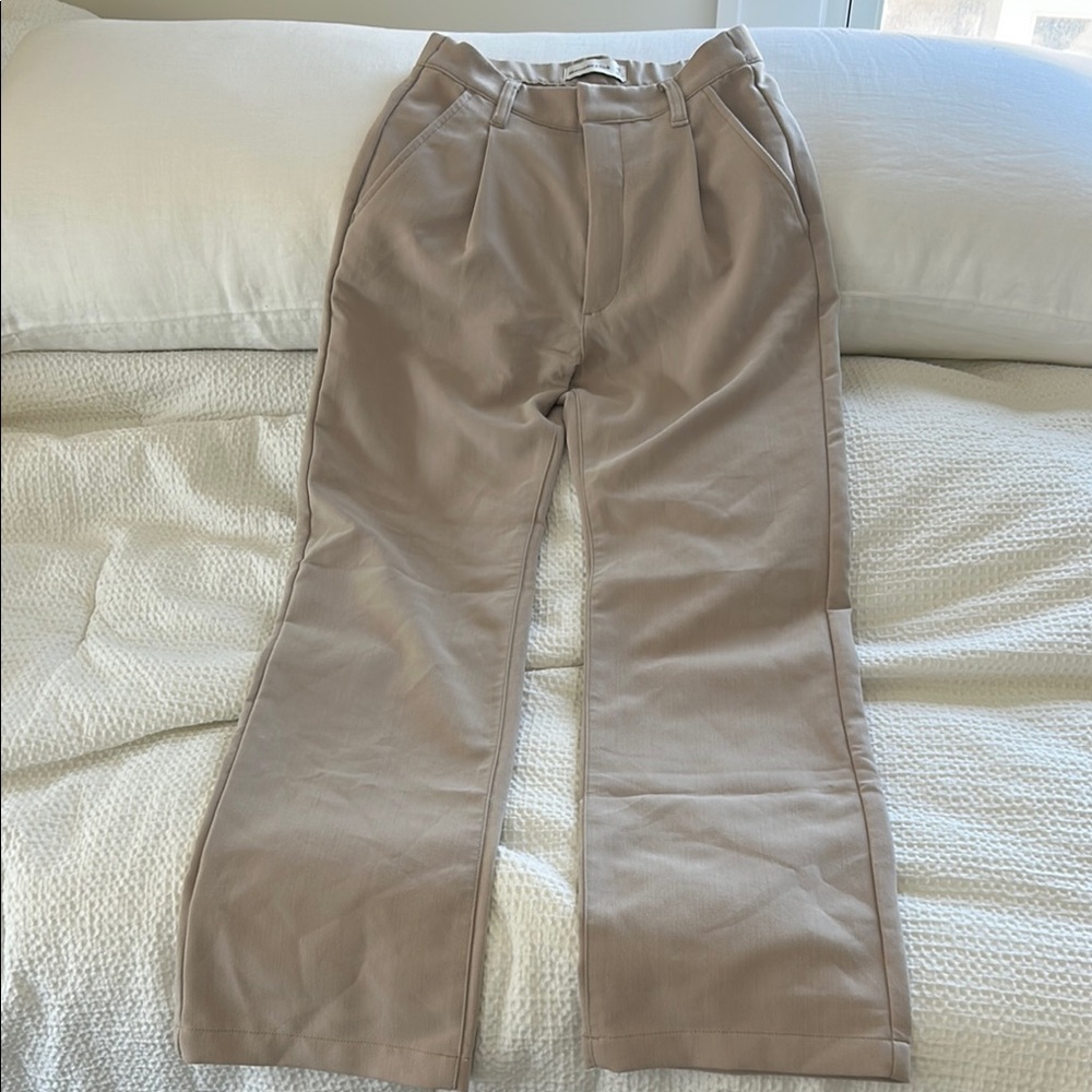 Abercrombie woman’s dress trouser size 26